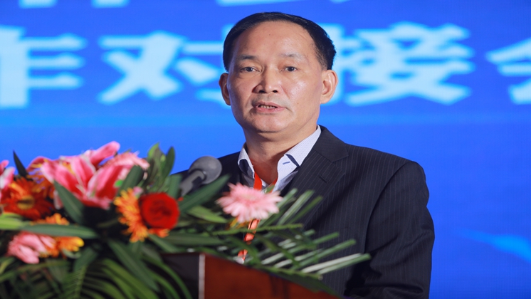 【開放郴州·相約湘臺會】市委副書記、代市長吳巨培為炬神電子點(diǎn)贊，公司董事長楊譓鵬大會發(fā)言